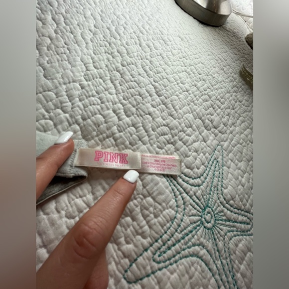 Victoria’s Secret/PINK Push Up Bra - Picture 2 of 7